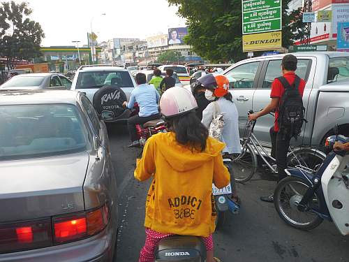 Traffic in Phnom Penh